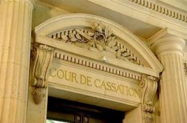 Man wordt vrouw: Franse Hof van Cassatie weigert haar de status van 'moeder' toe te kennen